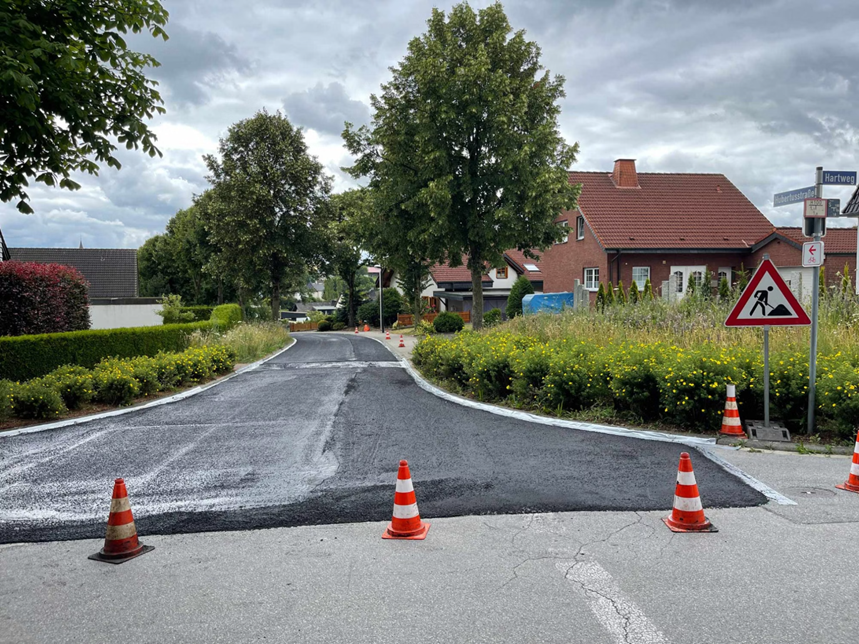 Strassensanierung — Infrastrukturprojekt